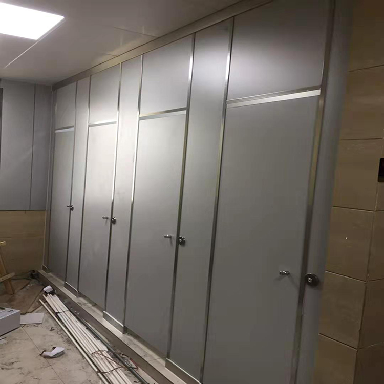 塑料板厕所隔断施工步骤