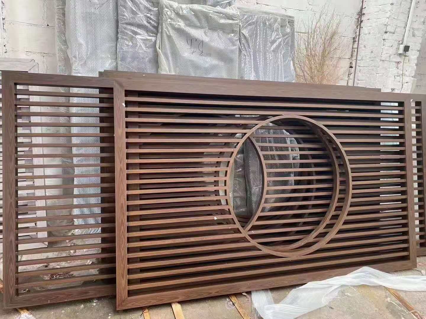 宁德雕花铝屏风介绍