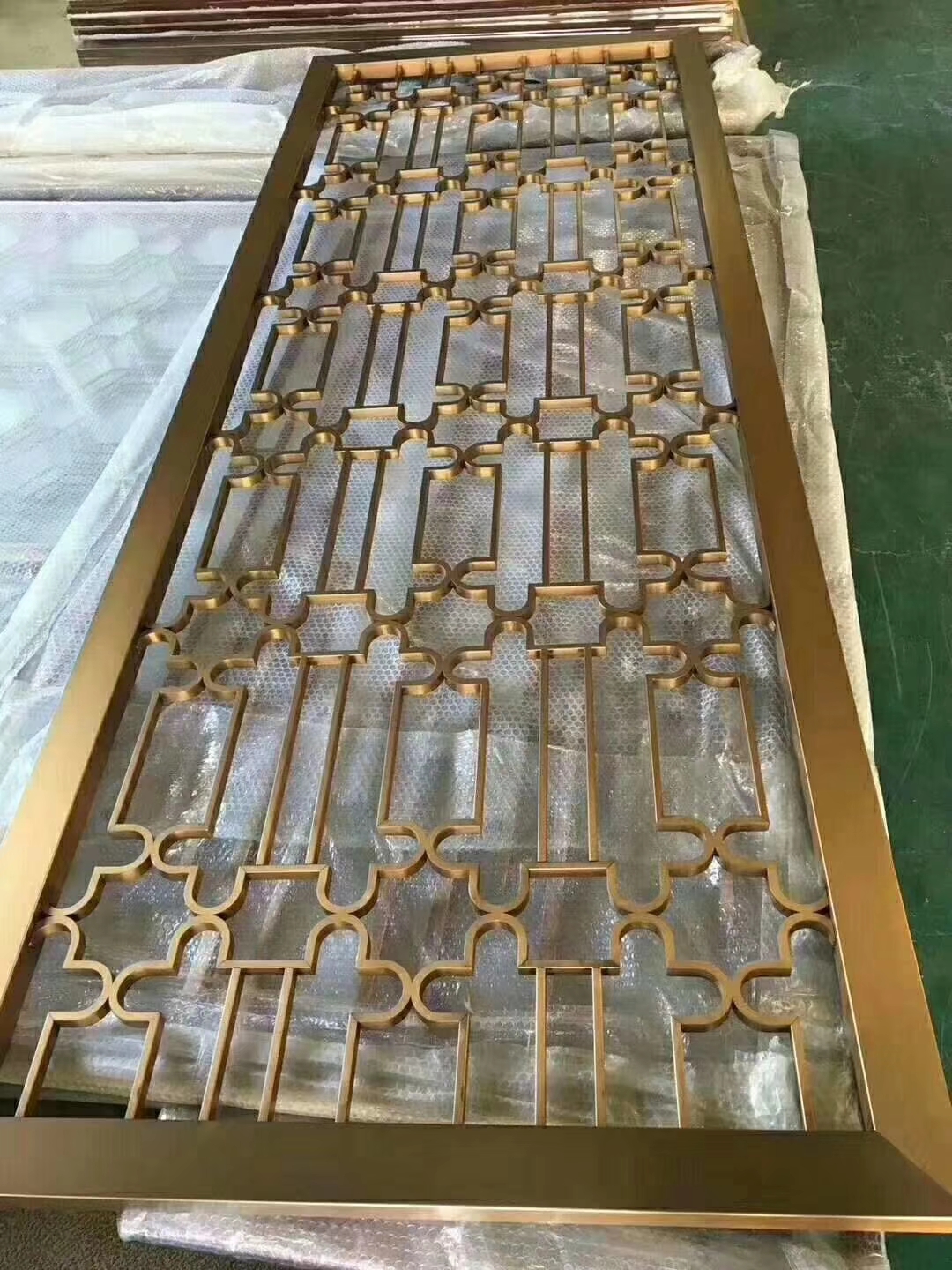 连云港镂空铝屏风施工步骤